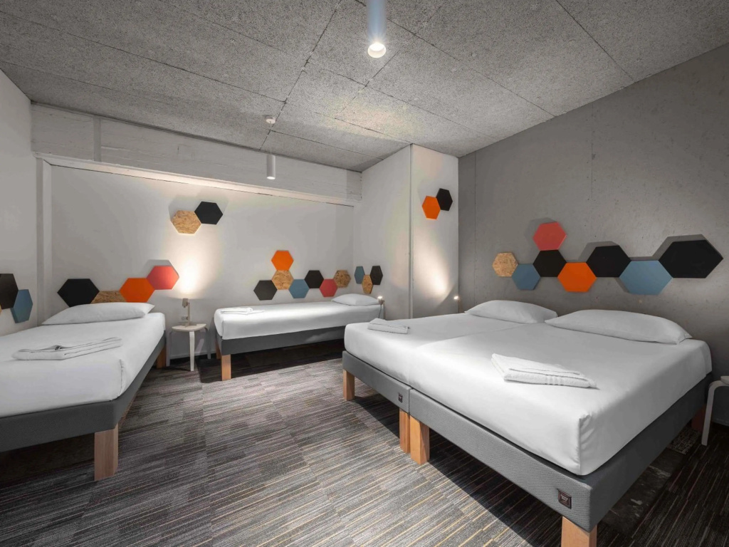 ibis Styles Ljubljana The Fuzzy Log — 4