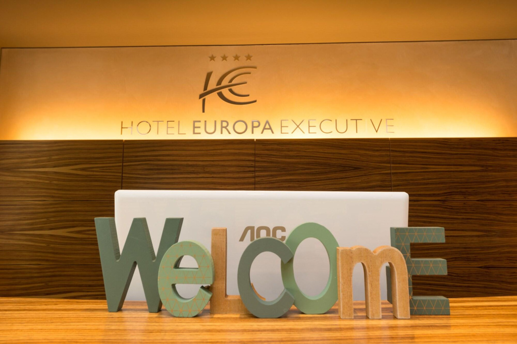 Europa Executive - Général