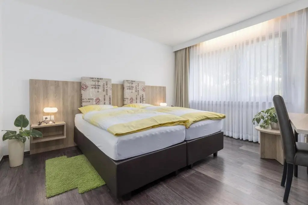 Standard Double room (full double bed)