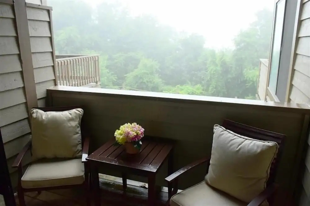 Seven Springs Sunridge 3 Bedroom Deluxe Condo with Loft by RedAwning