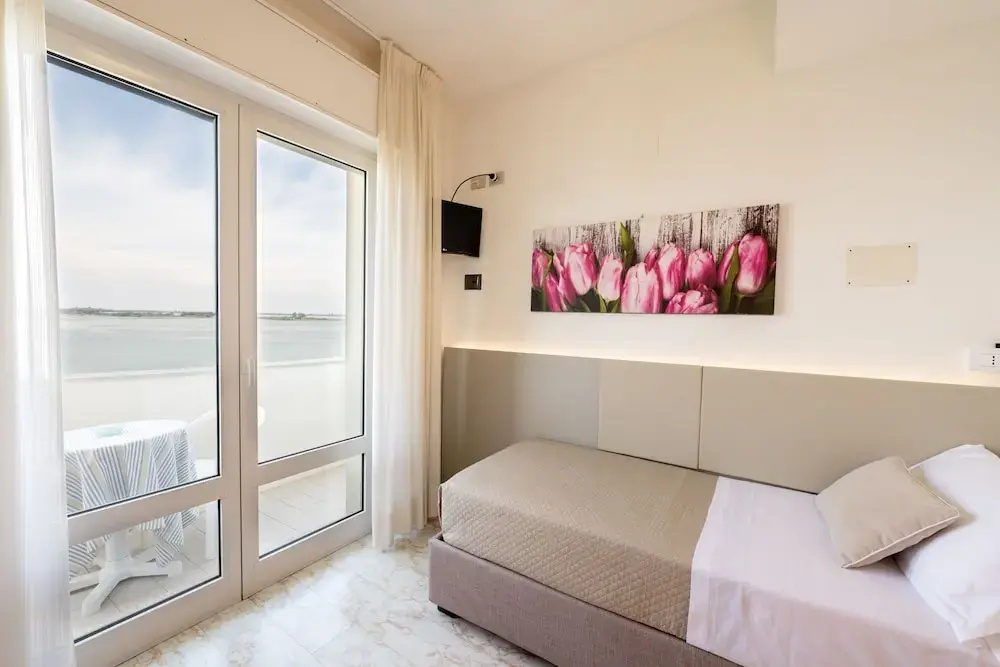 Standard Single room with balcony