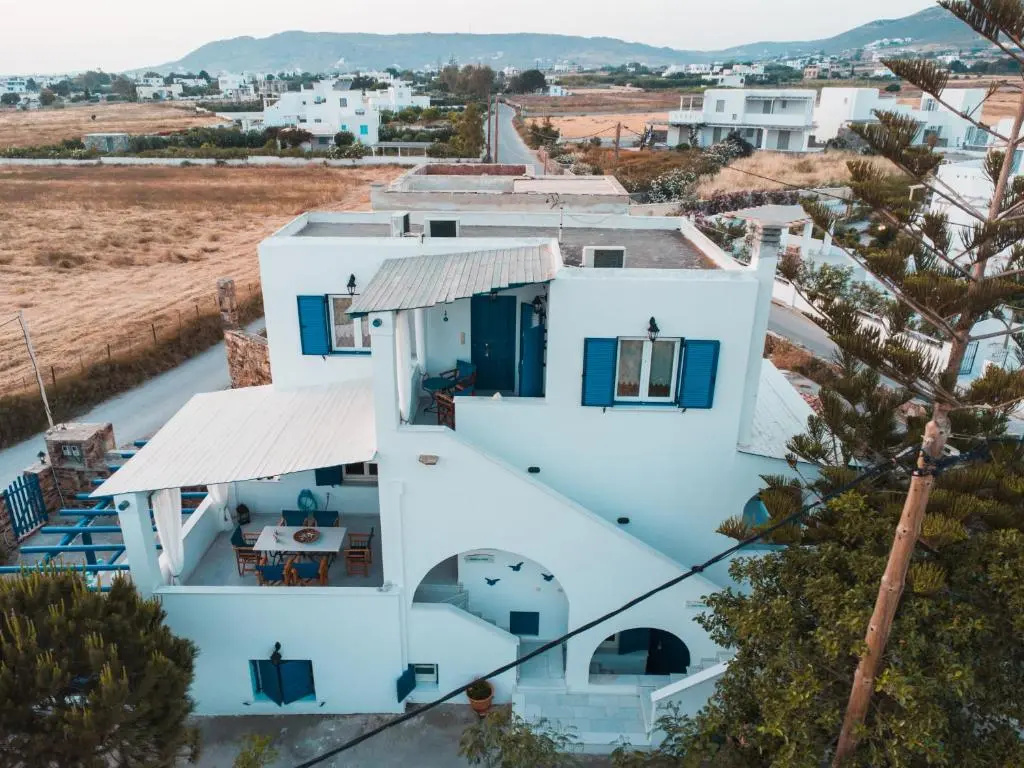 Kastraki Family House