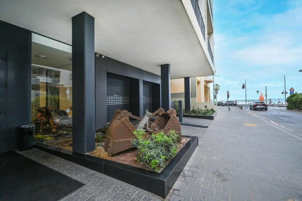 Up-Market 2BR on Geula Beach by HolyGuest