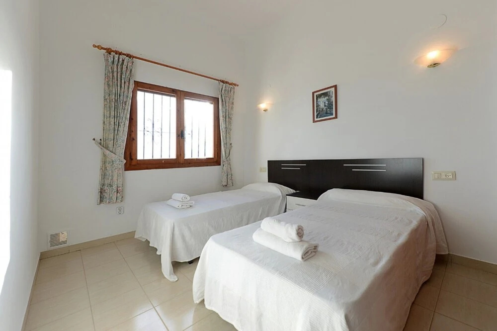 Villa - 2 Bedrooms with Pool, WiFi and Sea views - 105016