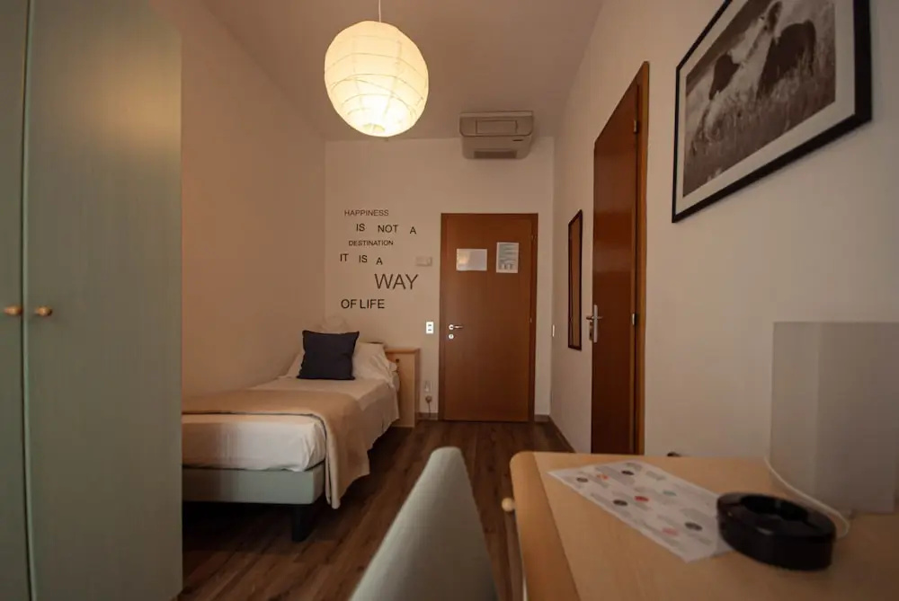 Standard Single room with mountain view