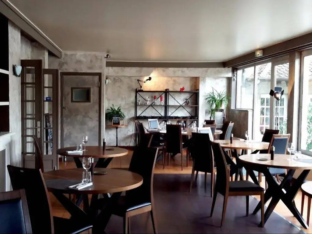 Hôtel Restaurant Le relais de la Sans Fond - Général