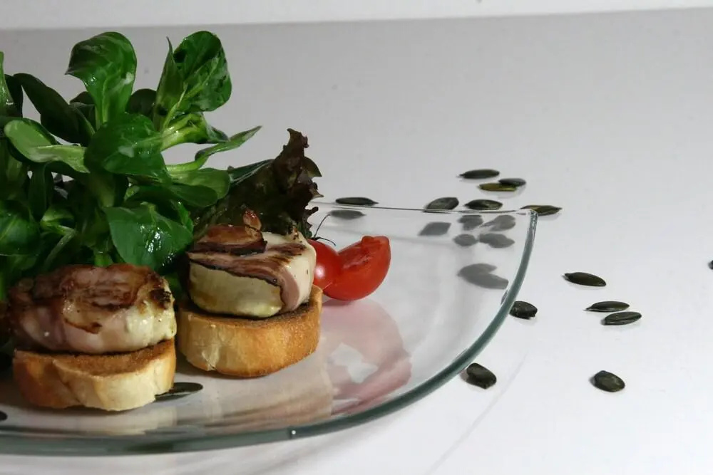 Food & Beverage
