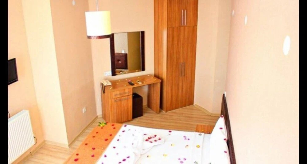 Kaju Beach Hotel