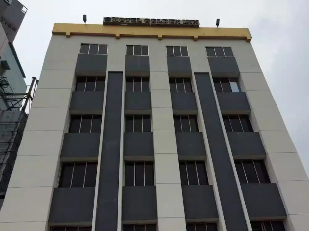 Hotel Golden Inn