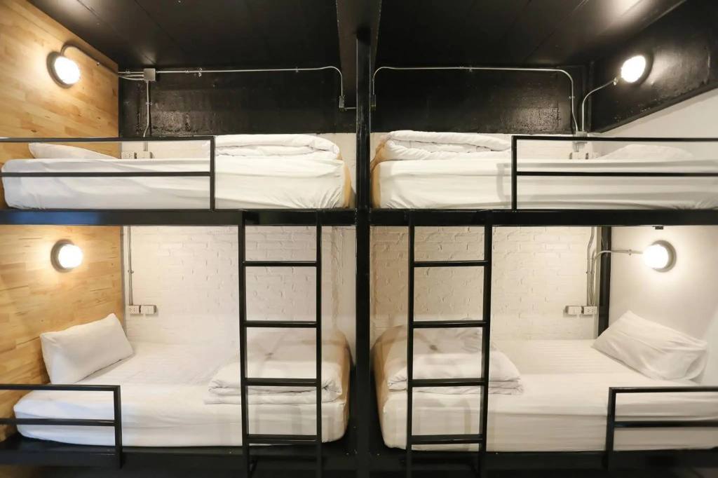Manonnee Hotel — 3