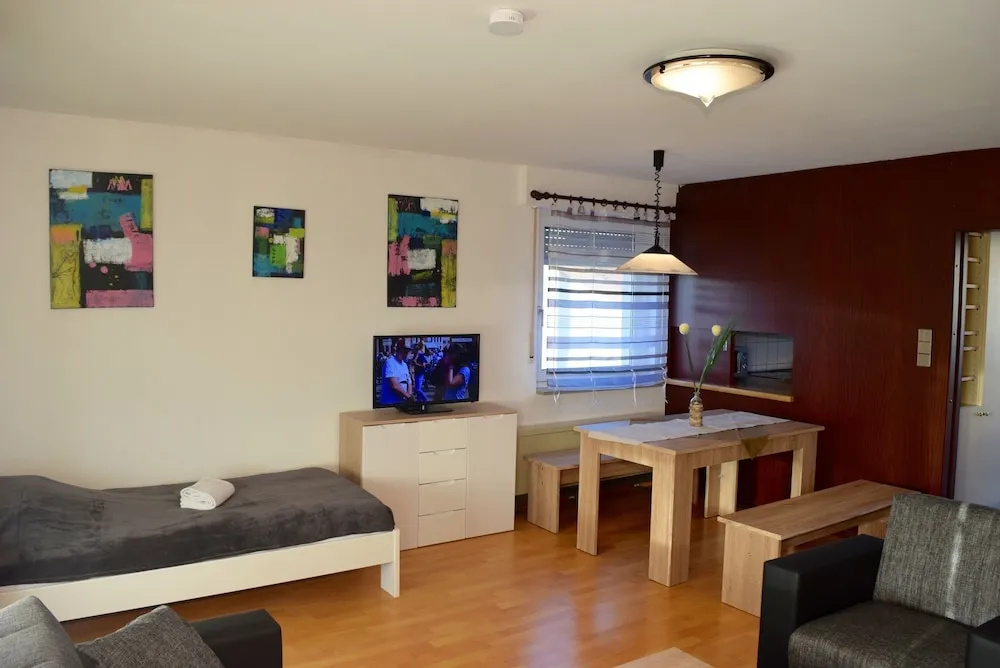 AB Apartment 64