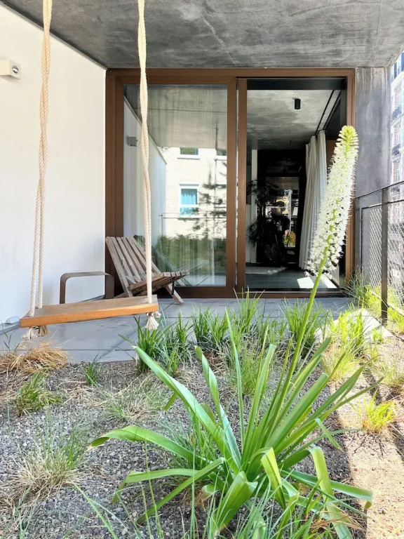 Double Studio (full double bed)