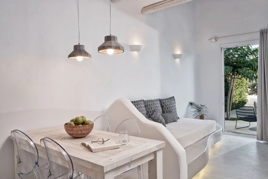 2 Bedrooms Executive Villa with sea view