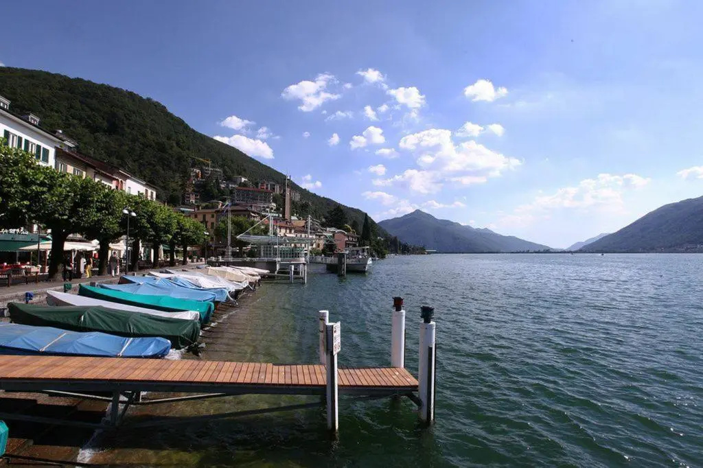 Beach & Waterfront