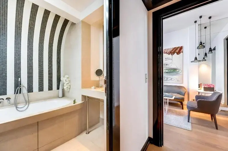 Hotel Le A 114