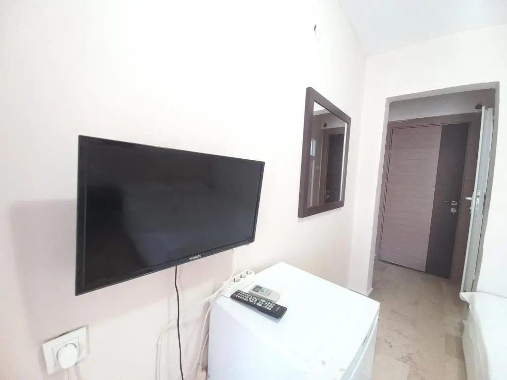 Economy Double room (full double bed)