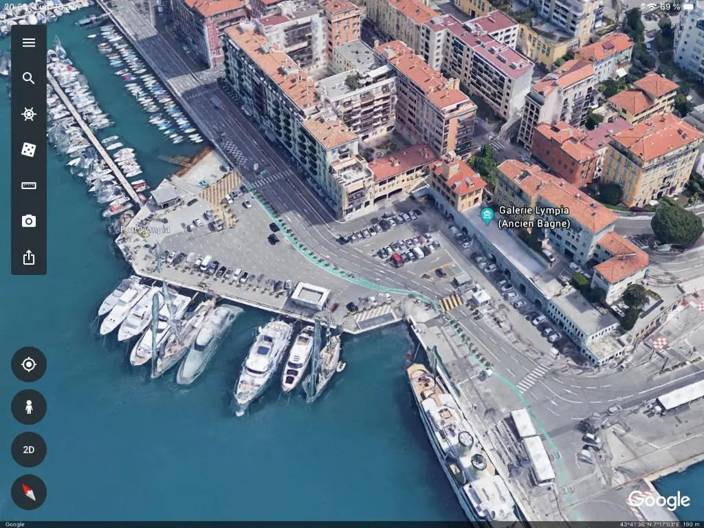 Superior Apartment