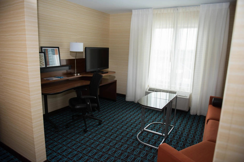 Double Suite (full double bed)