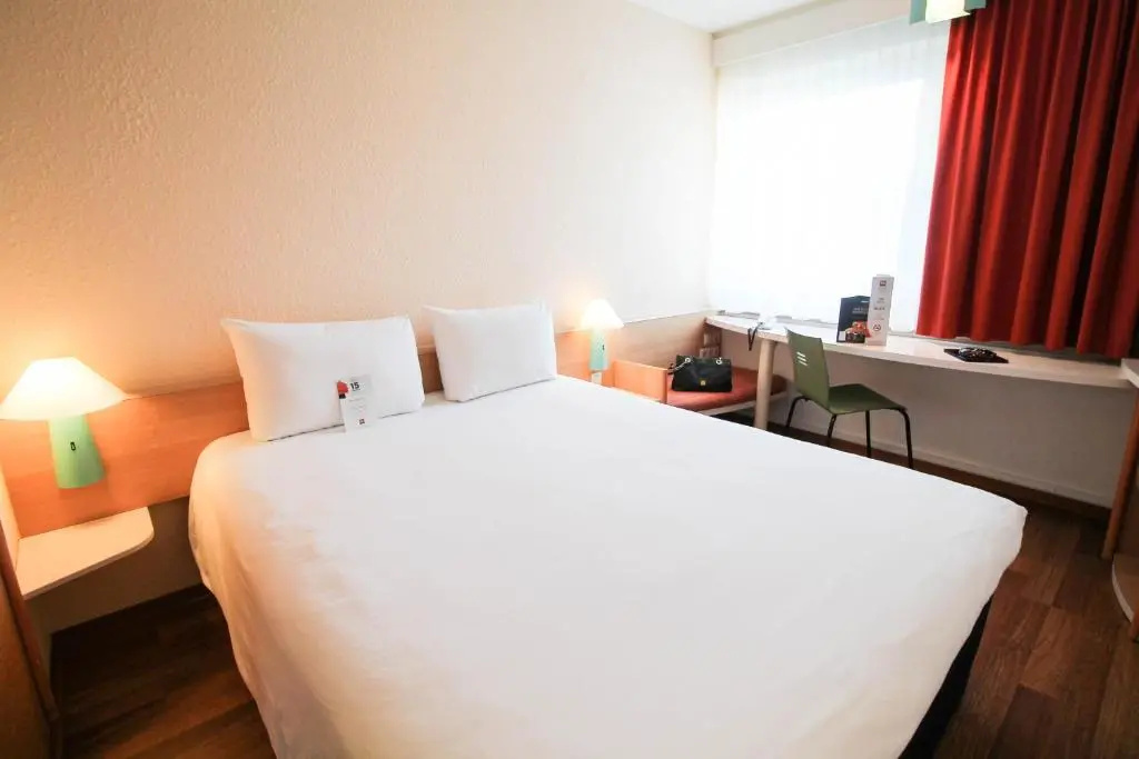 ibis Düsseldorf Hauptbahnhof - Chambres
