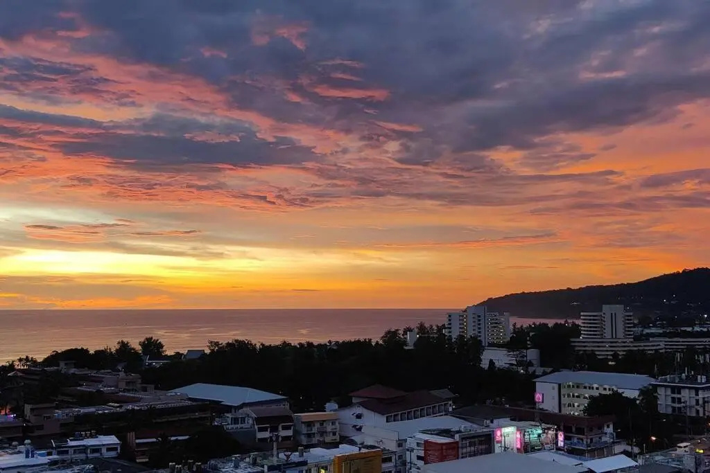 Sunset Plaza Karon 2 bedrooms Nice Sea View - Chambres
