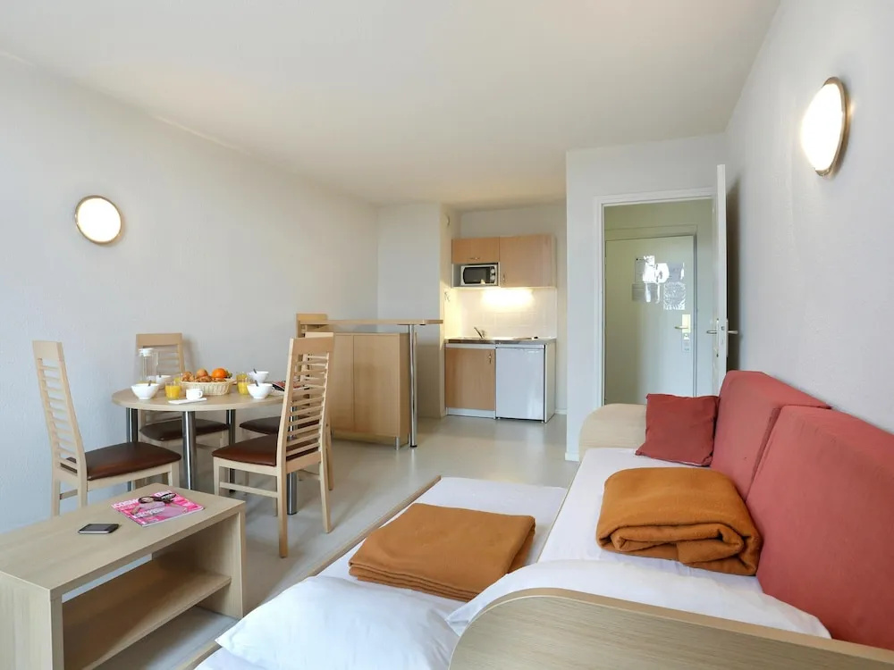 Afficher la photo 6 — Epernay Vineyard Stay for 3 Guests