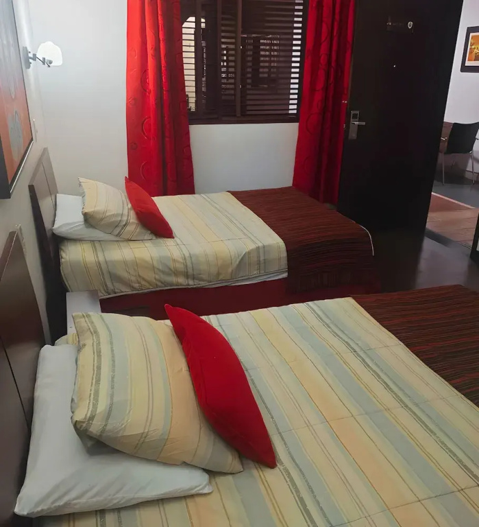 Deluxe Double room with balcony (full double bed)