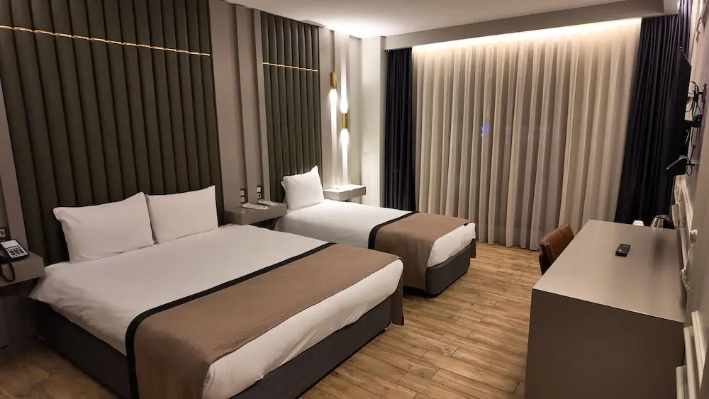 Lala Grand Hotel - фото 7