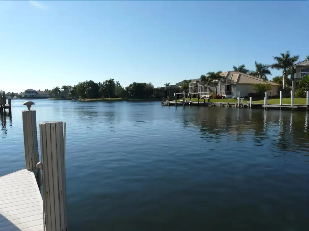 316 Edgewater Court