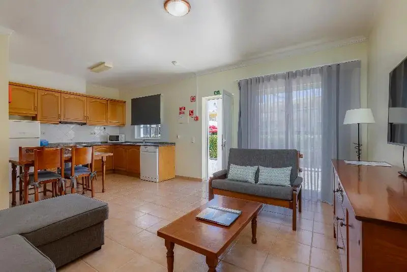 2 Bedrooms Apartment with balcony