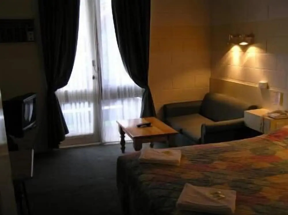 Standard Double room with balcony (full double bed)