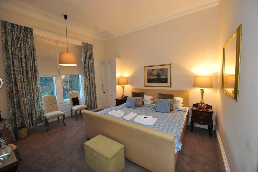 Edinburgh Sixteen - Général