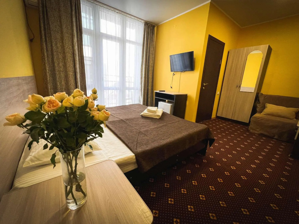 Superior Double room with balcony (full double bed)