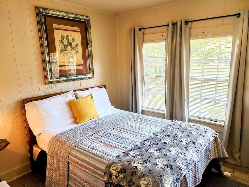 Edgewater Resort — фото 3