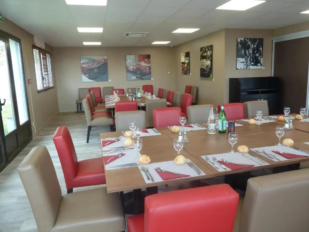 Campanile NATURE - Le Mans Est - Chambres