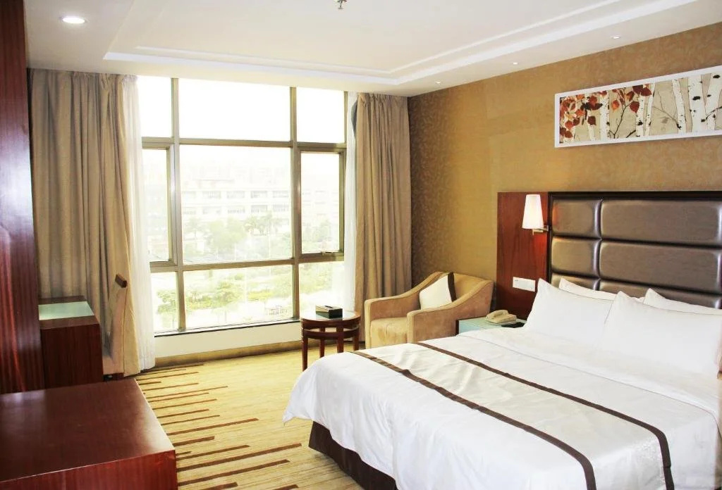 Sunland Hotel