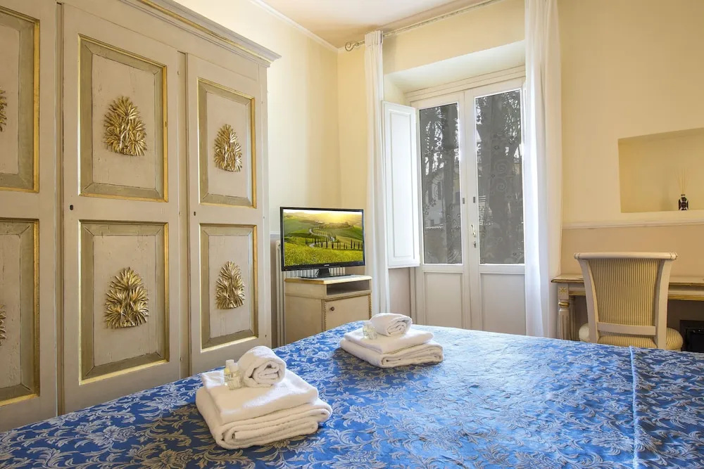 Comfort room