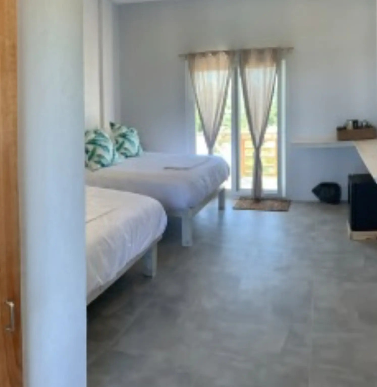 Deluxe Double room with sea view (full double bed)