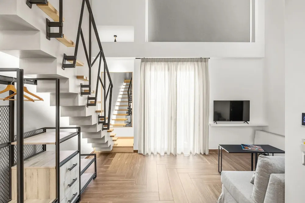 Athenian View Loft - 4