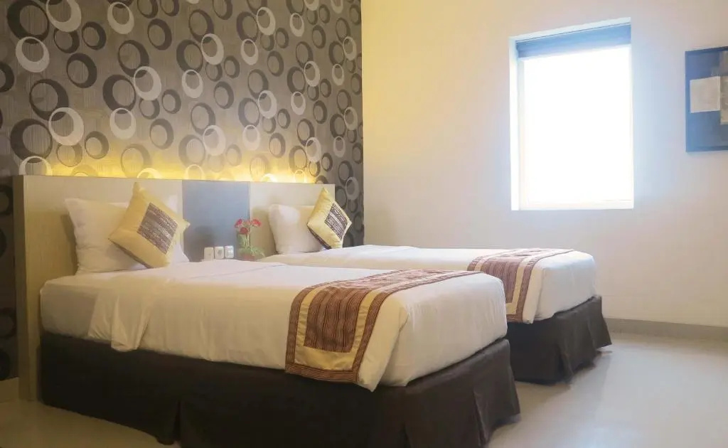 Deluxe Double room (full double bed)