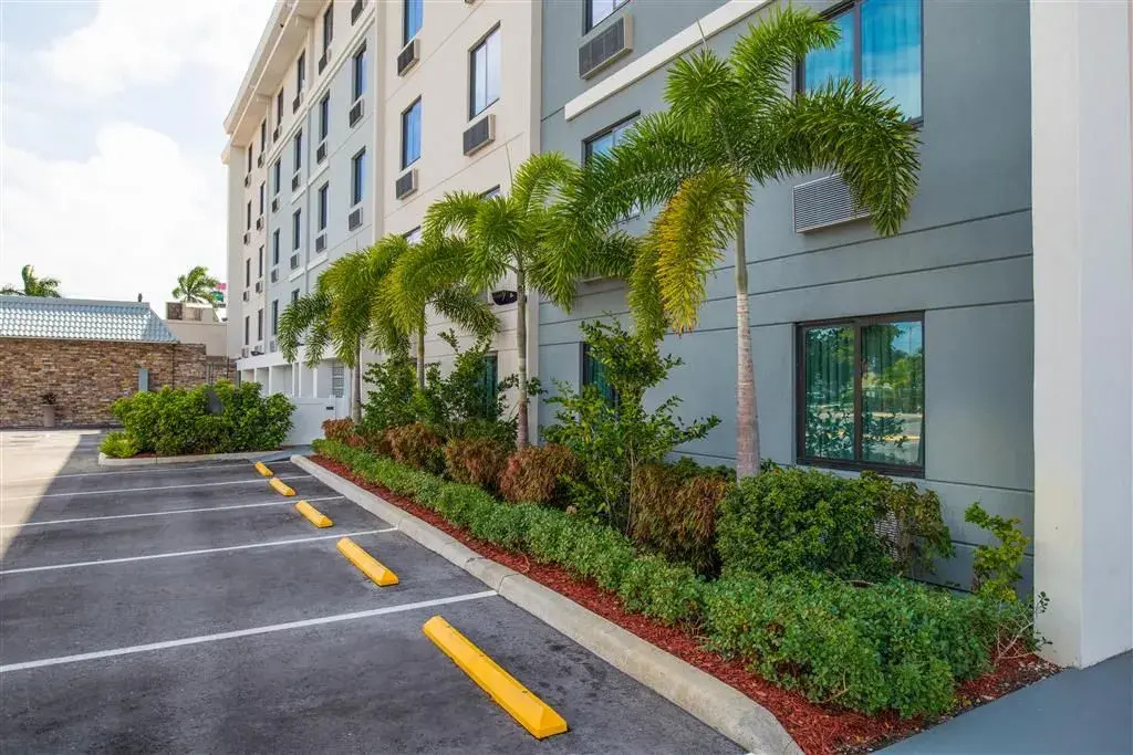 Best Western Plus Hollywood/Aventura