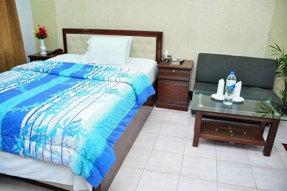 Comfort room