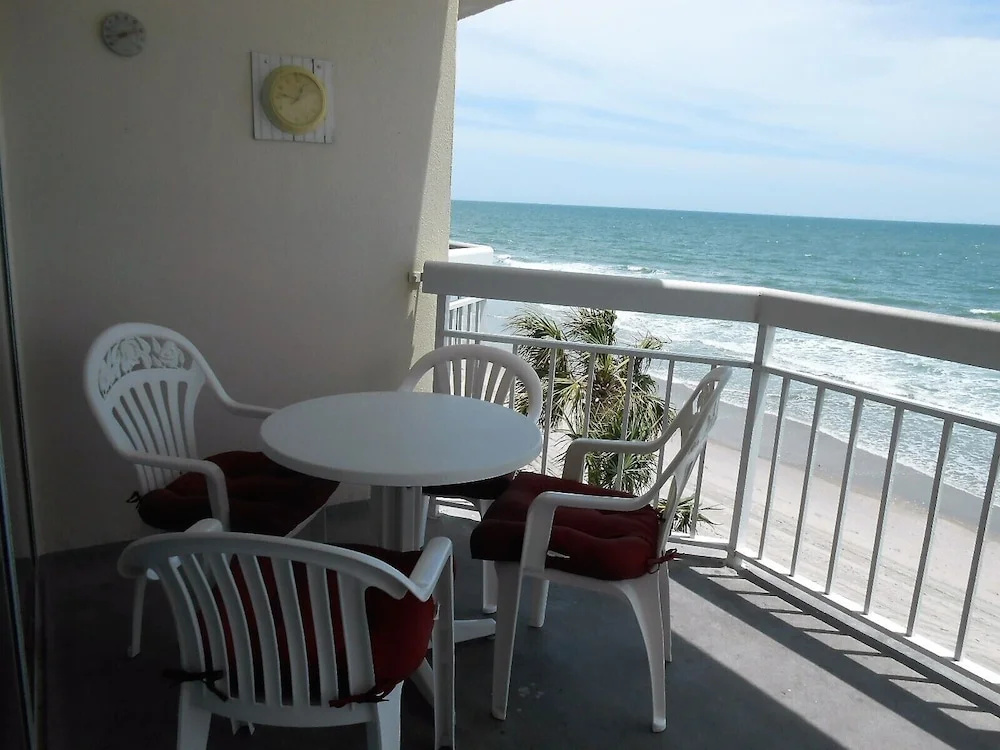 0302 Waters Edge Resort 2 Bedroom Condo by Redawning