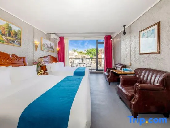 Platinum room