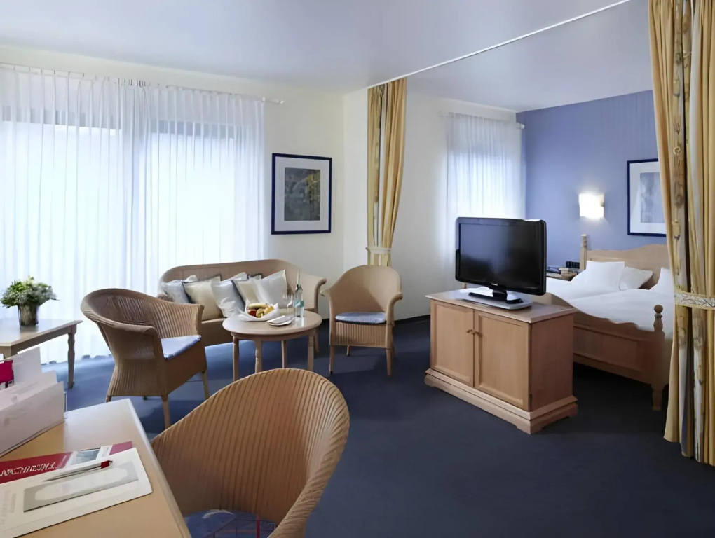 Hotel photo 12
