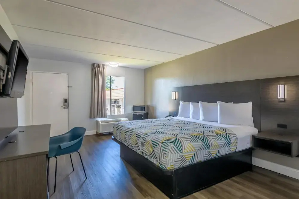 Standard Suite