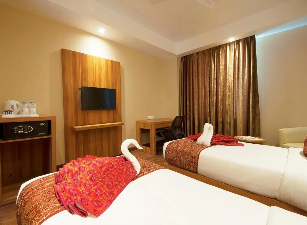 Hotel Le Roi Haridwar @ Har Ki Pauri Road - Chambres