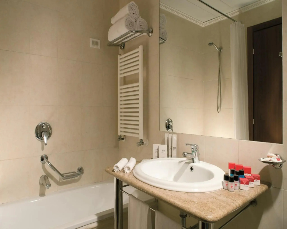 Ramada by Wyndham Naples - Général