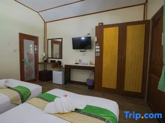 Superior Double Bungalow (twin beds)