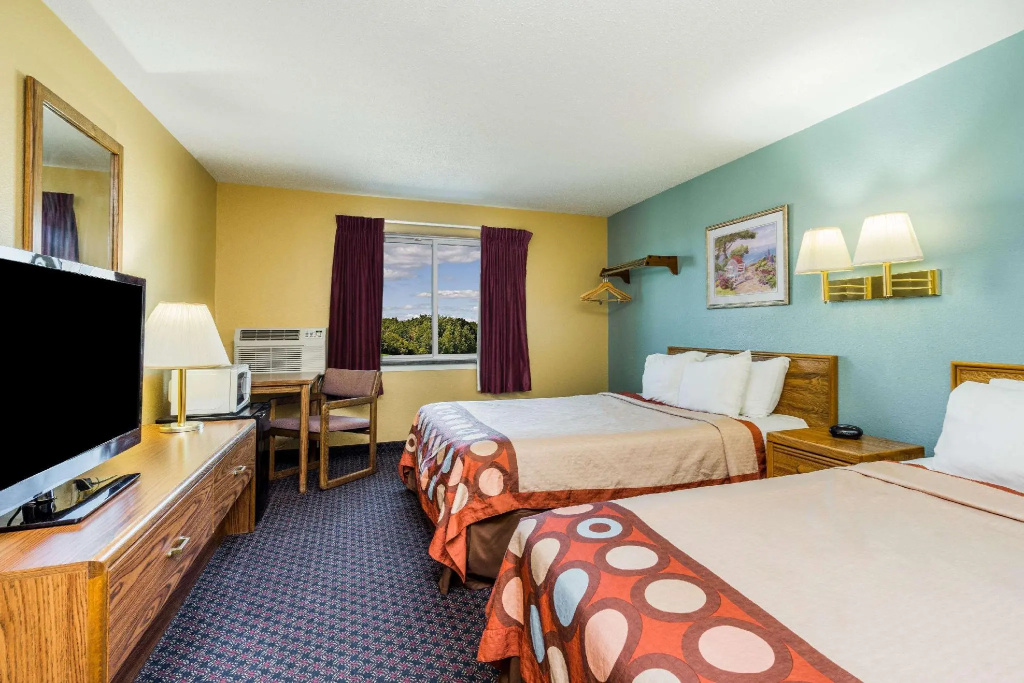 Standard Quadruple room