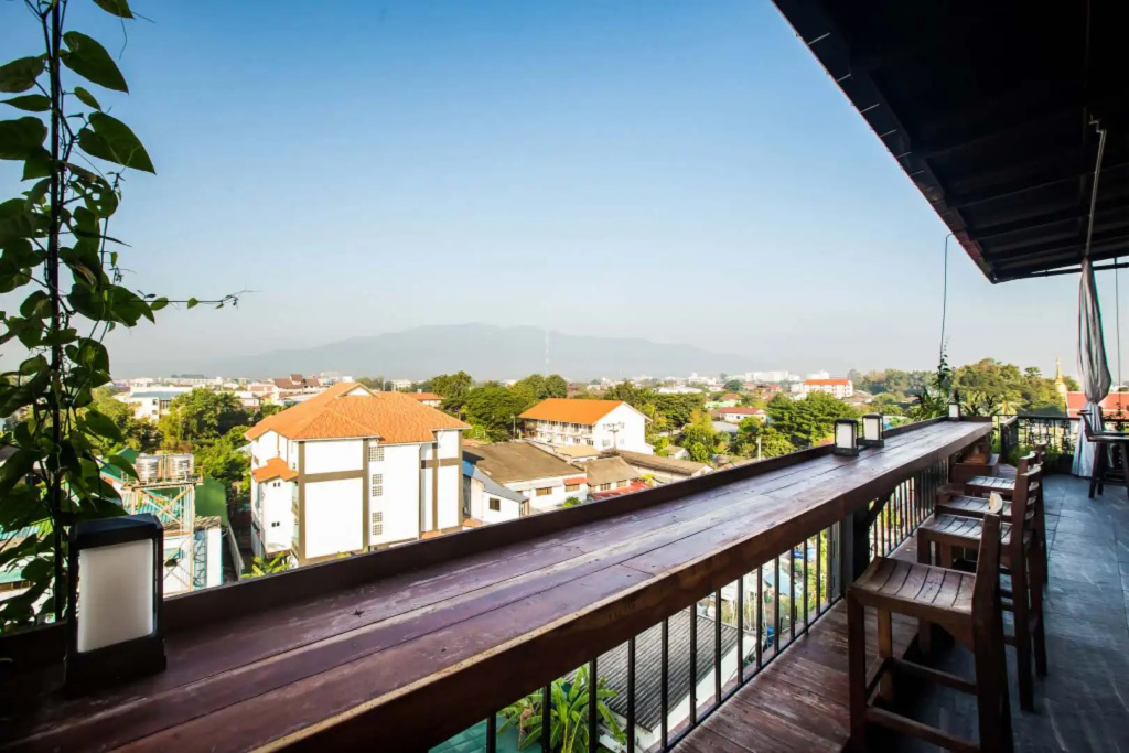 Yadana Guesthouse